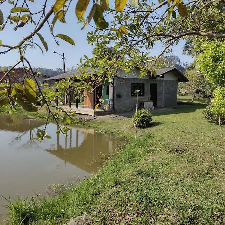 Casa De Campo Agradavel Com Churrasqueira. Villa Doutor Pedrinho Luaran gambar